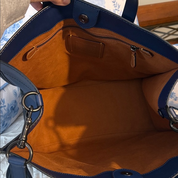 Coach Restored Field Tote 40 - Picture 4 of 10